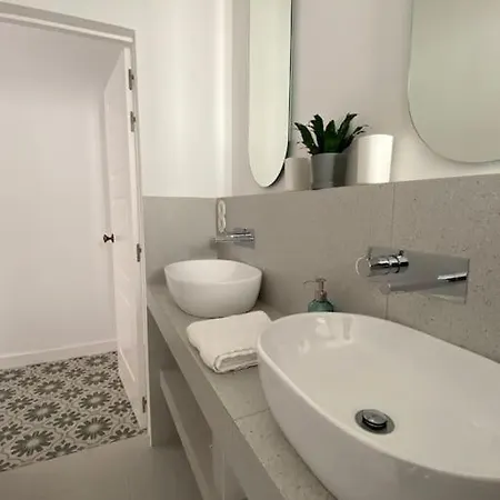 Дом отдыха Casawolhao Liberdade Maison De Pecheur Avec Toit-terrasse